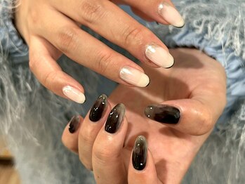 モヤモヤブラック×ホワイト