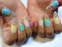 ラウト デコレーションアンドネイルサロン(Lauto Decoration&Nail Salon)/ドットネイル