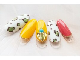 メタリックレオパードネイル