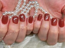 アイリスネイル 大塚(Iris Nail)/ワンカラー＋デザイン2本