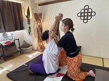 アロマフォーレ 千葉県木更津店(AromaForet)/二人でするヨガ”タイ古式”