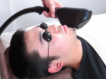 エピマルの写真/【メンズも脱毛をして当たり前の時代に!】清潔感のあるモテ肌へ。気になる青髭や毎日の剃刀とはおさらば♪