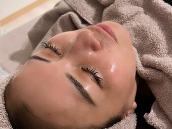 カエラ(KAELA)の写真/【高リピート率の人気メニュー★】最先端韓国発の肌管理"ララピール”で内側からトーンUP＆ツヤ肌へ♪
