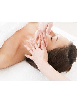 ホウレイ線・たるみ改善！予防ケア