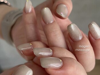 ルカ 原宿(lux)/マグネット +ラインストーン