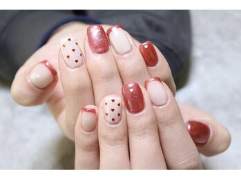 ディーエムジーネイル(DMG nail)/