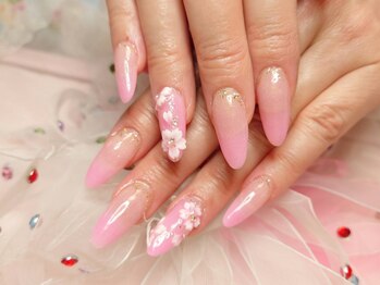 クリスタルネイル(CrystalNail)の写真/【スカルプ】他店オフ無料☆アートつけ放題¥14800は欲張りな貴女にぴったり♪長さ出し/パーツ持ち込み可