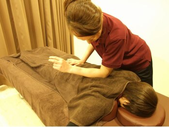 ほぐしの王様 赤坂見附店/全身もみほぐし