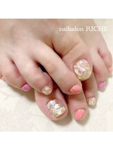 リッシュ(RICHE)/春夏ネイル！シェルフットネイル