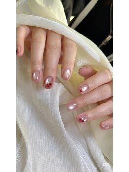 エム 新大久保店(M)/マグネットネイル