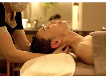 ヘリオス(helios+)/ヘッドスパ