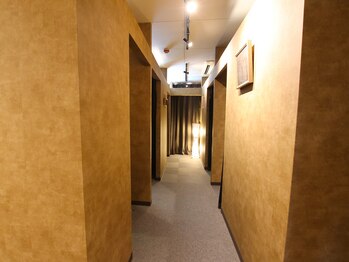 アジエスタ 平塚駅前店(ASIESTA)/