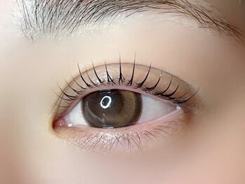 ロヴィ 郡山駅前店(Rovie)の写真/【次世代まつげパーマ¥5400】くるんと上向きまつげに★ラッシュアディクトプロケアとのセットもお勧め！
