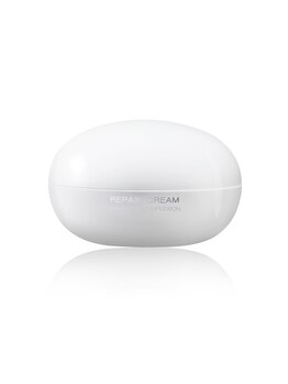 メーカー直営 LUARAフェイシャルサロン 新御徒町店【毛穴/小顔/シミ/しわ/たるみ】/プロ絶賛保湿クリーム!人気!