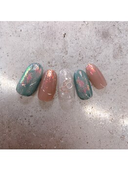 ニュアンスフレークネイル