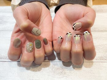 ネイルアルケー(Nail ARCHE)/ちぐはぐニュアンス