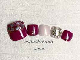 フットパープルシェルネイル