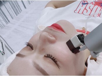 サロン ド エヌ(Salon de N)の写真/【効果重視ならエクソリフト★】本気で肌改善したい方必見!毛穴引き締め、お顔全体ハリのある美肌へ♪