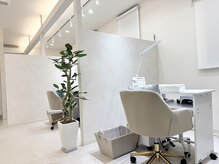 インブロッサム(imblossom)/明るくゆったりとした店内です