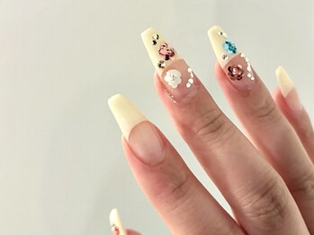 ネムノ(nemno)の写真/韓国風"ちゅるふわ"ネイルが最強に可愛い♪持ち込みOK★大人っぽさも甘さもMIXできる絶妙デザイン◎