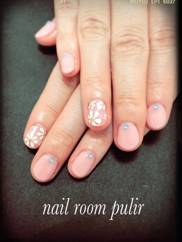 ネイルルーム プリル(Nail Room pulir)/