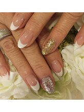ネイルサロンシャネイル/フレンチ