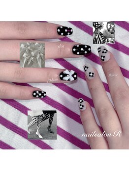 アール(R)/ドット柄デザイン