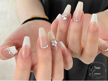 ティオン 武蔵小杉店(Tion)/春/桜/いちご/ドット/フレンチ