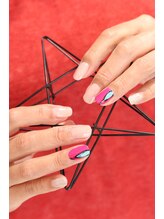 キダチ(Kidati)/ワンポインがクールおとなネイル