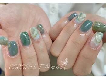 ココナッツネイル/ニュアンスネイル