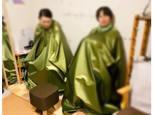 ほぐしや ふわりの雰囲気（ふたりで一緒によもぎ蒸し♪大きめの椅子でゆっくりのんびり）