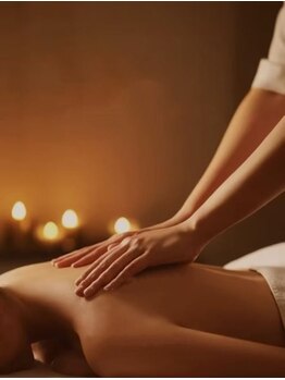 ピュアヒナリノ(Pua Hina Lino)/伝統のハワイアンロミロミ