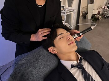 リアン 本町(Lien.)の写真/【メンズ特化】30歳からこそ始めるケアで毛穴レスな印象へ。自分磨きが仕事につながる褒められる肌