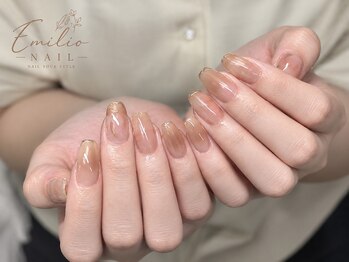 エミリオネイル(EMILIO NAIL)の写真/大人女性に人気の上品ネイルで指先を美しく♪大人気マグネット,ガラスネイルでシンプル可愛く爪を彩ります!