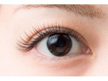 アイラッシュ フリーティエ(eyelash freetie)/シングルエクステ100本施術例