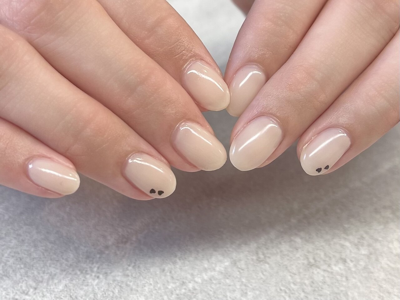 ホワイトワンカラー New nail＊ホワイトフレンチ×ワンカラー パーツ盛り 〜ネイル