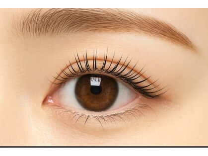 ルーラ まつげ(LAURA)の写真