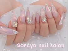 ソラヤ(Soraya)/長さだし持ち込みマーメイドnail