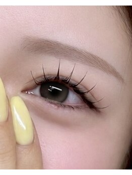 ベラ(Bela)の写真/もう毎朝のメイクで迷わない！骨格に合わせた黄金比の美眉へ導く、似合わせ眉WAXスタイリングで印象UP◎