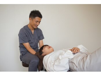 いわた整体院 produced by いわた接骨院/施術風景