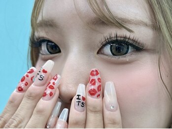 ウイ(Oui)の写真/【タイパ◎コスパ◎】忙しい日々でも“可愛い”は妥協しない☆一度の来店で、指先も目元もばっちりキマる！
