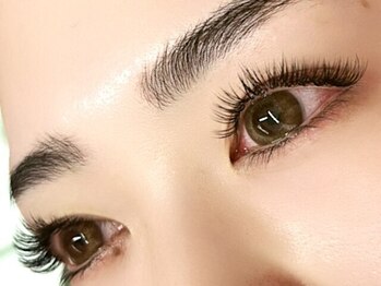 ミニョンアイラッシュデザインサロン くずは店の写真/濃さ&持ち抜群【バインドロック】【LEDダブルフラットラッシュ】高リピ率【ボリュームフェザー3Dラッシュ】