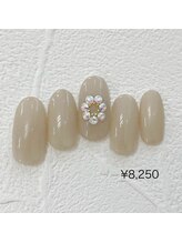 クレームルバン/ハンド店内デザイン