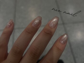 ニーネイル(nee nail.)/マグネット×ラメグラnail