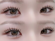 ナチュラルからボリューミーまで様々デザインご用意☆業界大注目フラットラッシュ！