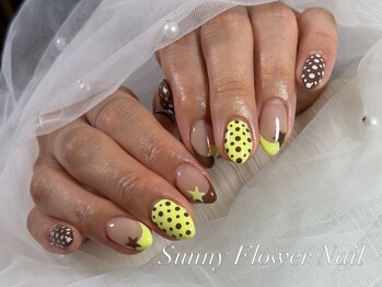サニーフラワーネイル(Sunny Flower nail)/