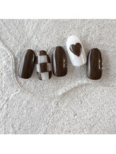 ラフィーナ(RAFFINA)/バレンタインネイル