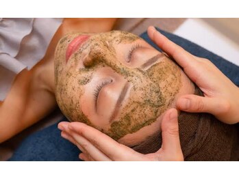 ダイエットステーション 仙台東口店/ハーブピーリングで陶器肌に♪