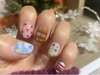 カーティシーネイルズ(curtisii NAILS)/ホリデーネイル