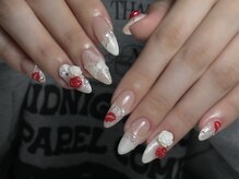 ソルナ(SoLuna)/海外系レースネイル